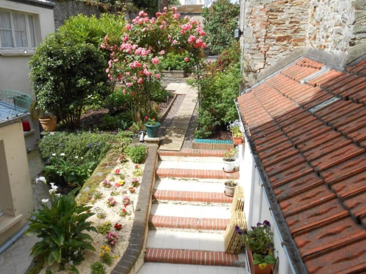Hotel De La Gare Cherbourg-en-Cotentin Dış mekan fotoğraf