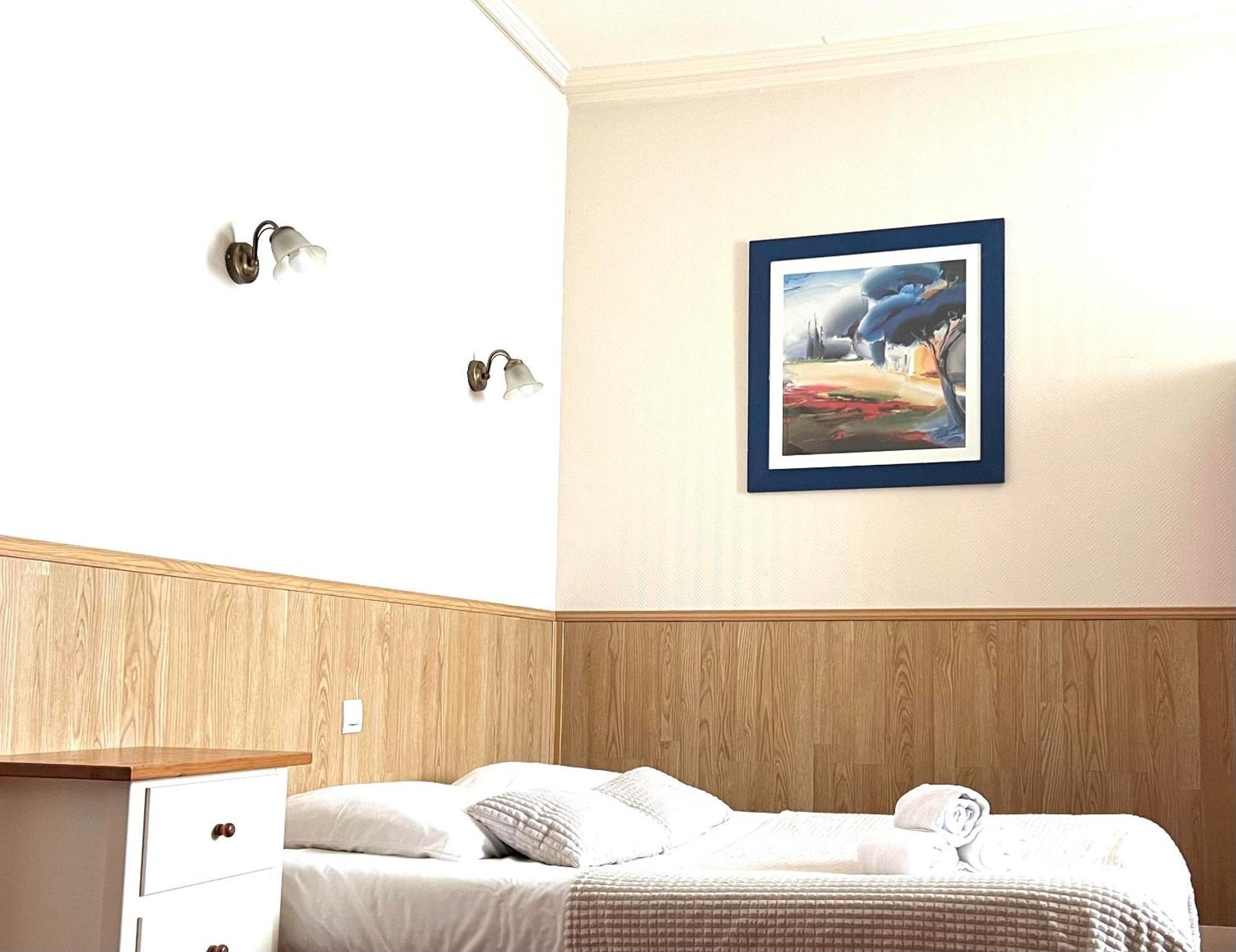 Hotel De La Gare Cherbourg-en-Cotentin Dış mekan fotoğraf