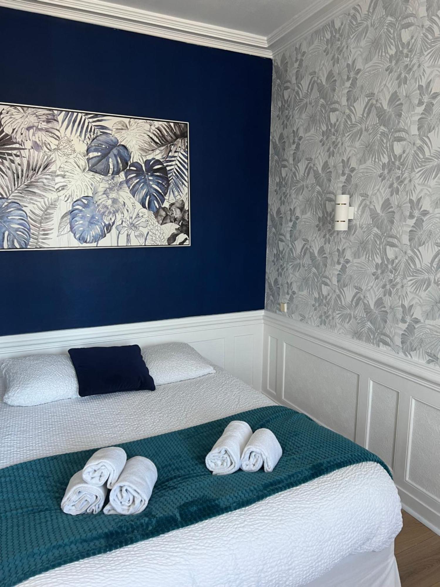 Hotel De La Gare Cherbourg-en-Cotentin Dış mekan fotoğraf