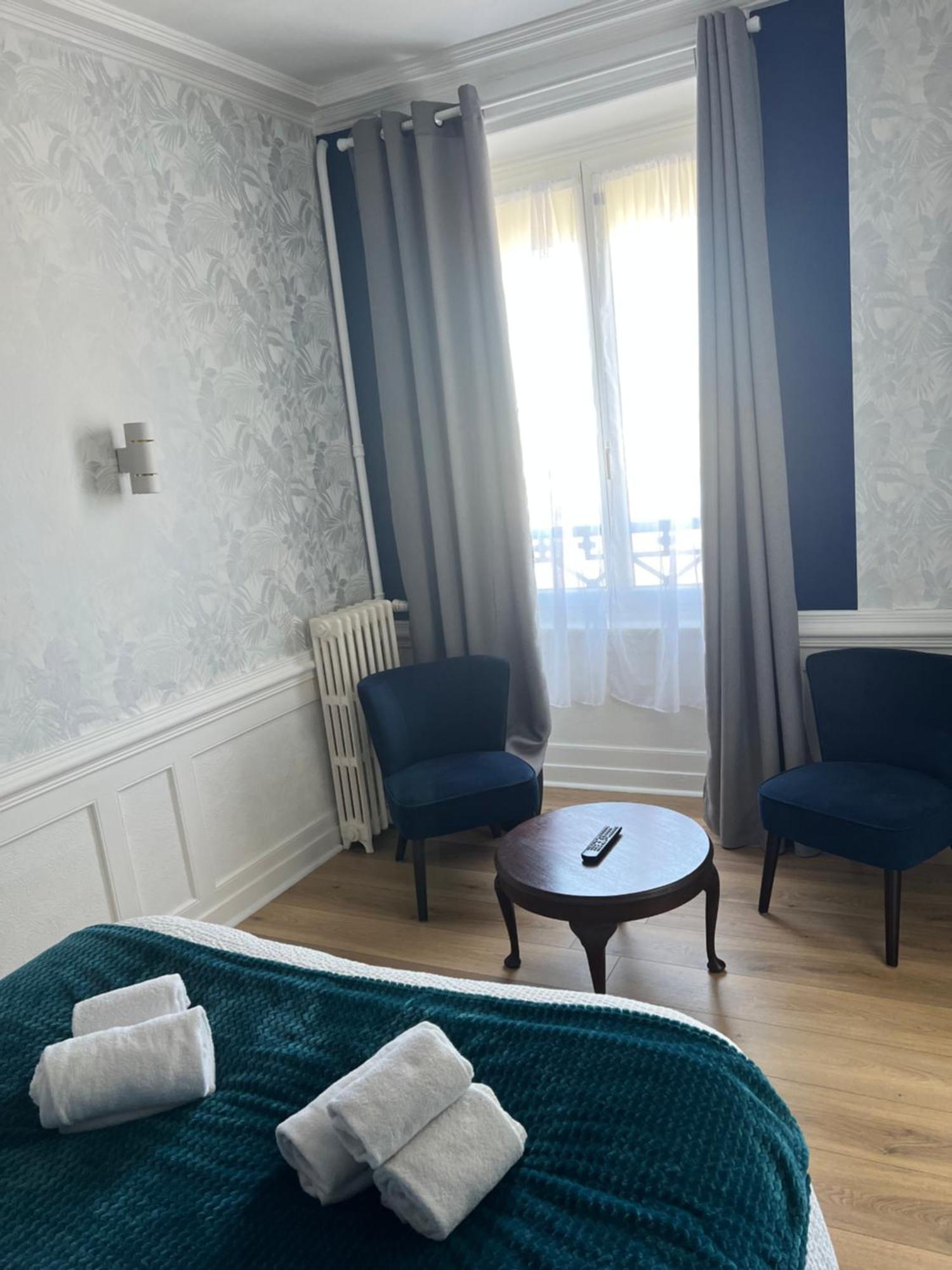 Hotel De La Gare Cherbourg-en-Cotentin Dış mekan fotoğraf