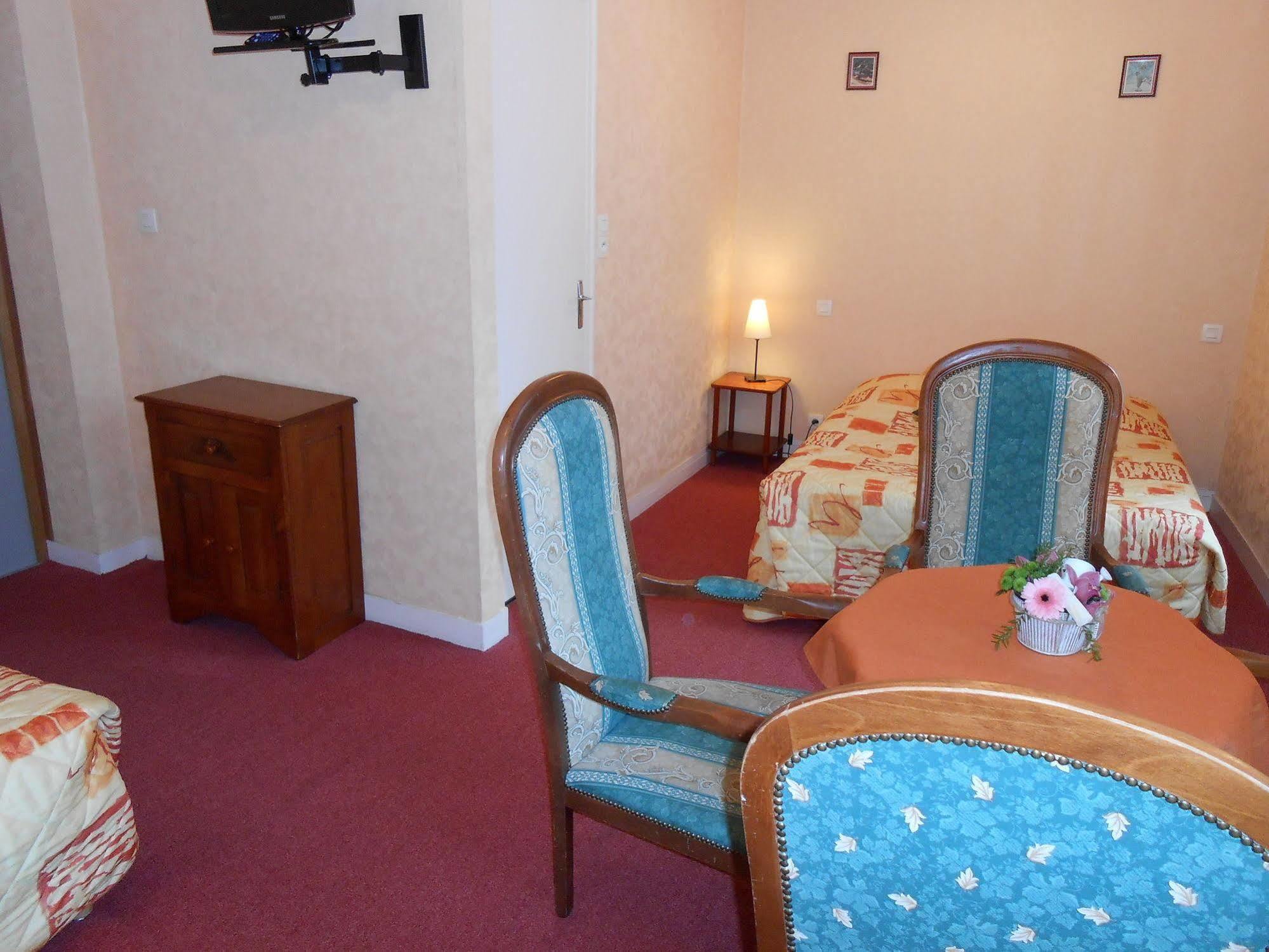 Hotel De La Gare Cherbourg-en-Cotentin Dış mekan fotoğraf
