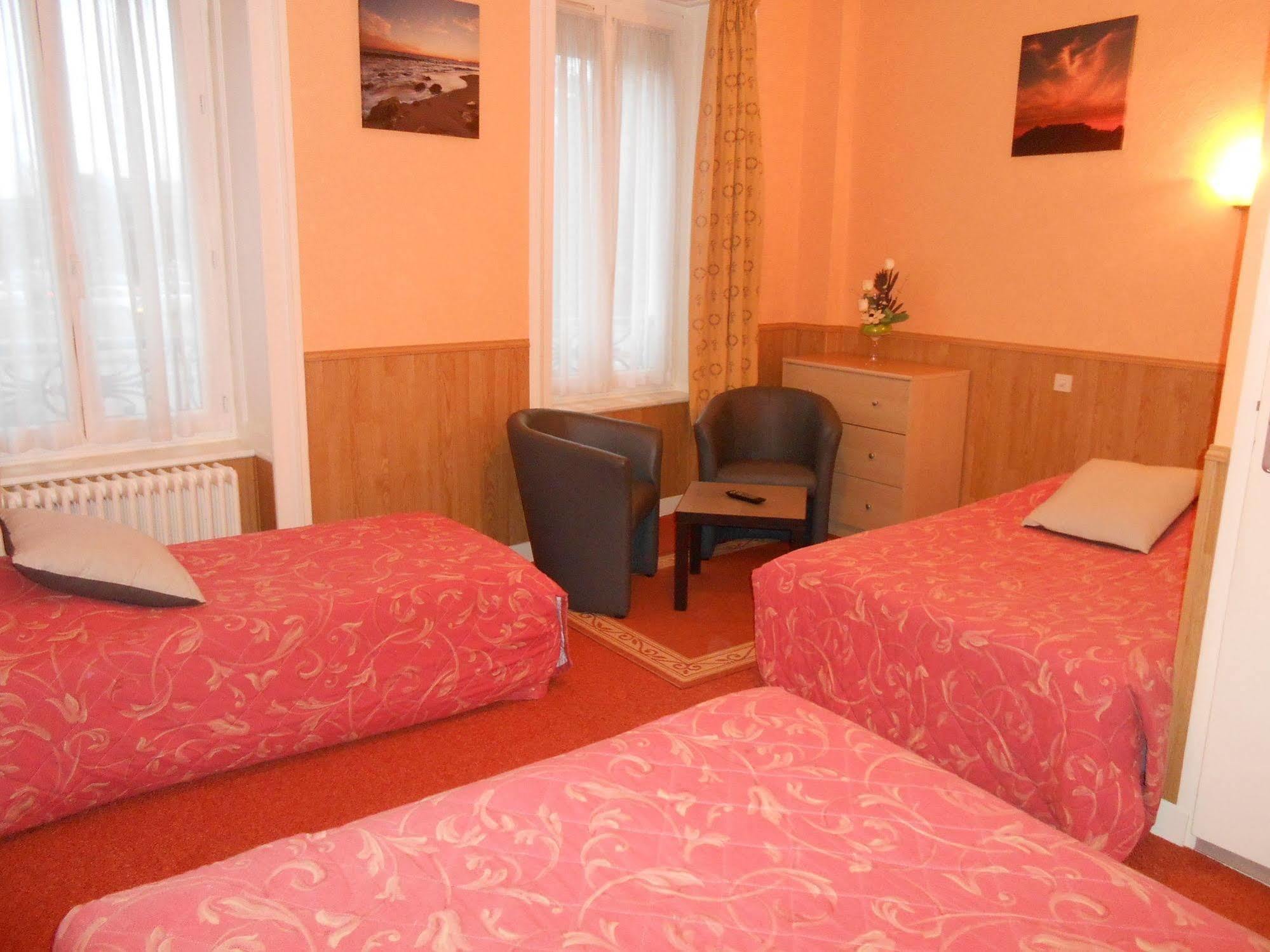 Hotel De La Gare Cherbourg-en-Cotentin Dış mekan fotoğraf